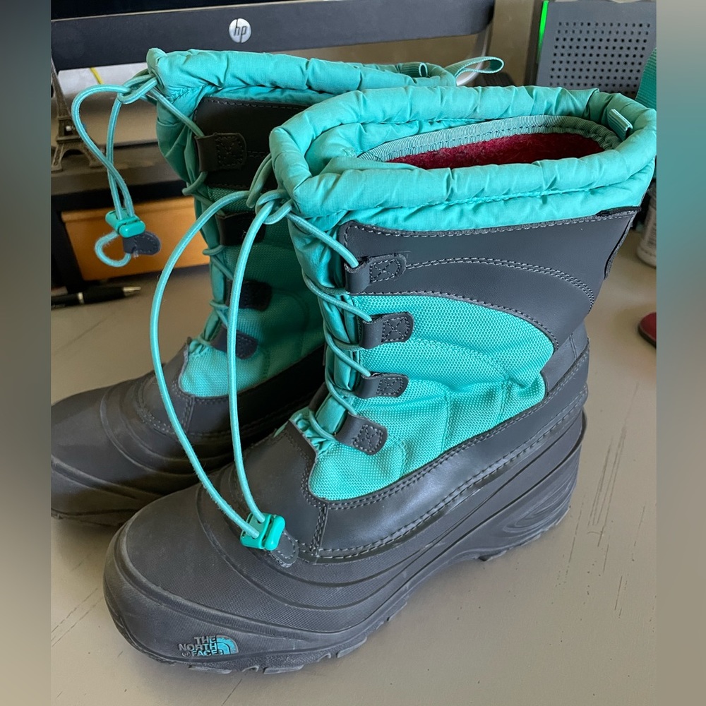 North Face Snow Boots (used)